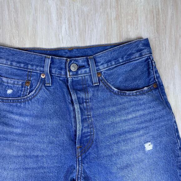 Levi's 501 Distressed Ripped Button Fly High Rise Denim Jeans Women's 26x30 - Picture 3 of 16